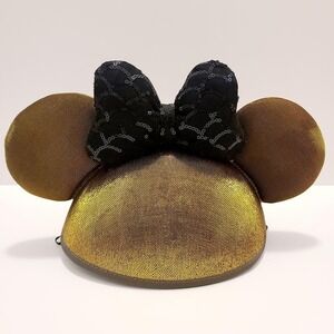 Disney Parks Minnie Mouse Ear Hat Black Bow and Gold NWOT